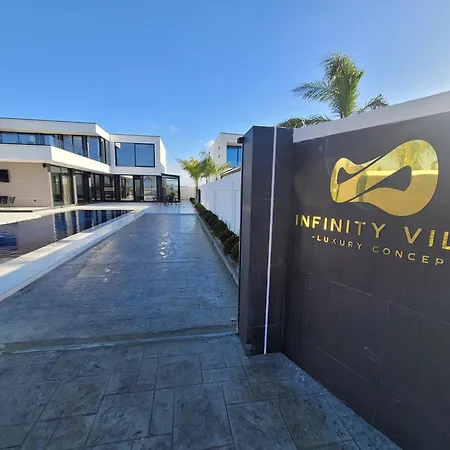 Infinity ヴィラ