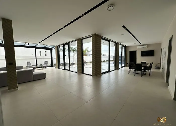 Infinity * Rrushkull (Durres)