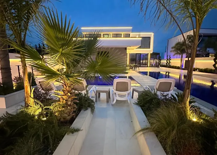 Infinity * Rrushkull (Durres)